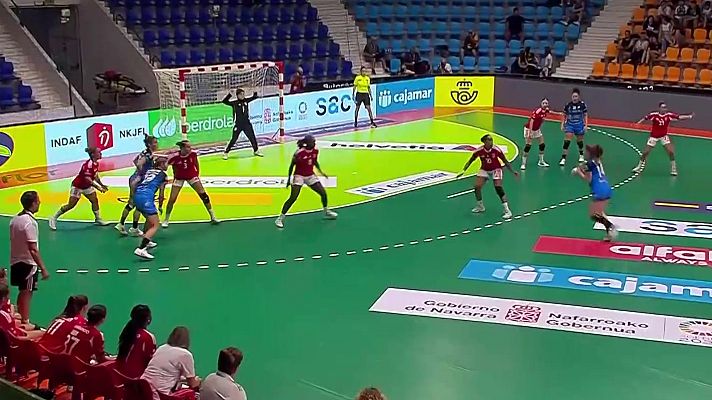 Balonmano - Supercopa Ibérica Femenina. Final: Super Amara Bera Bera - SL Benfica