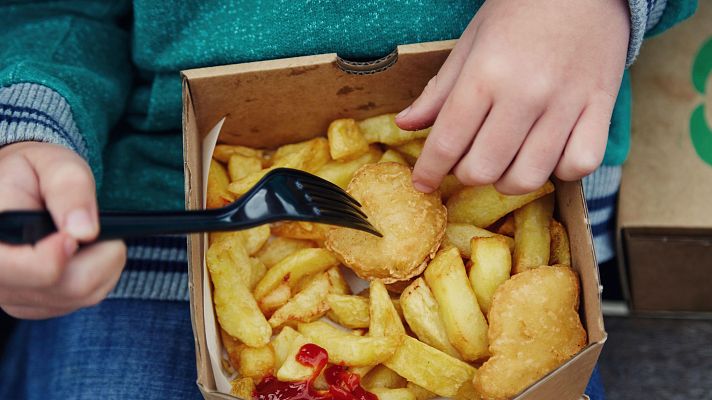 Telediario 1 - La obesidad es el principal problema de malnutrición en el mundo