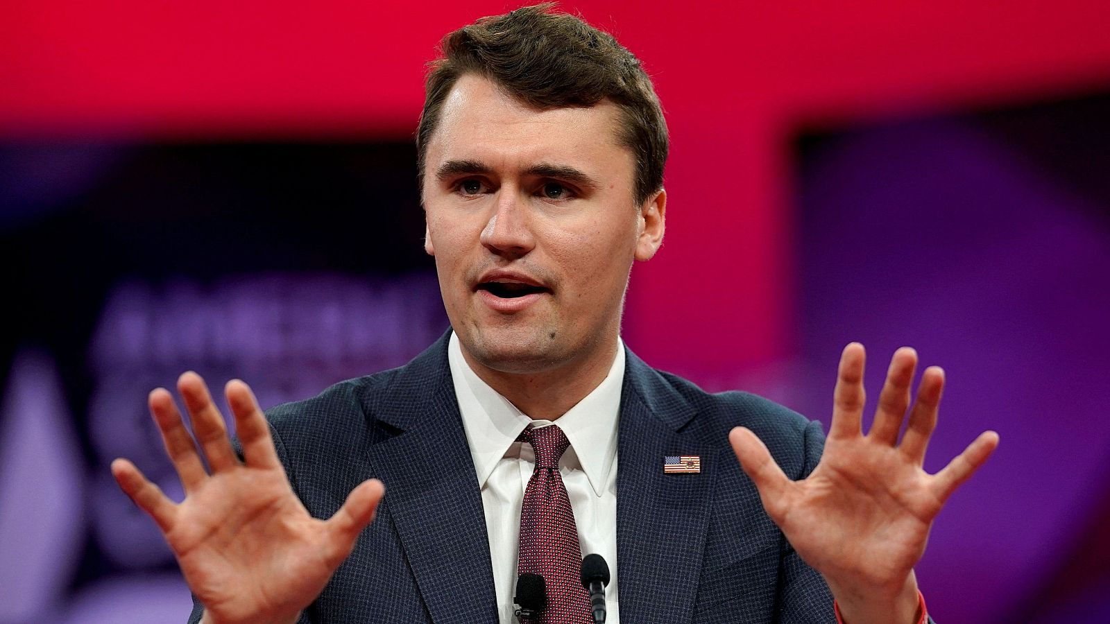 Muere el 'influencer' conservador Charlie Kirk tras recibir un disparo - La noche en 24h | Ver