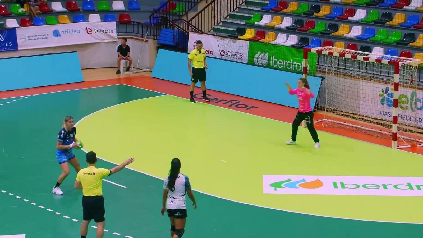 Balonmano - Liga Guerreras Iberdrola. 2ª Jornada: Atticgo BM Elche - Super Amara Bera Bera - Balonmano | Ver