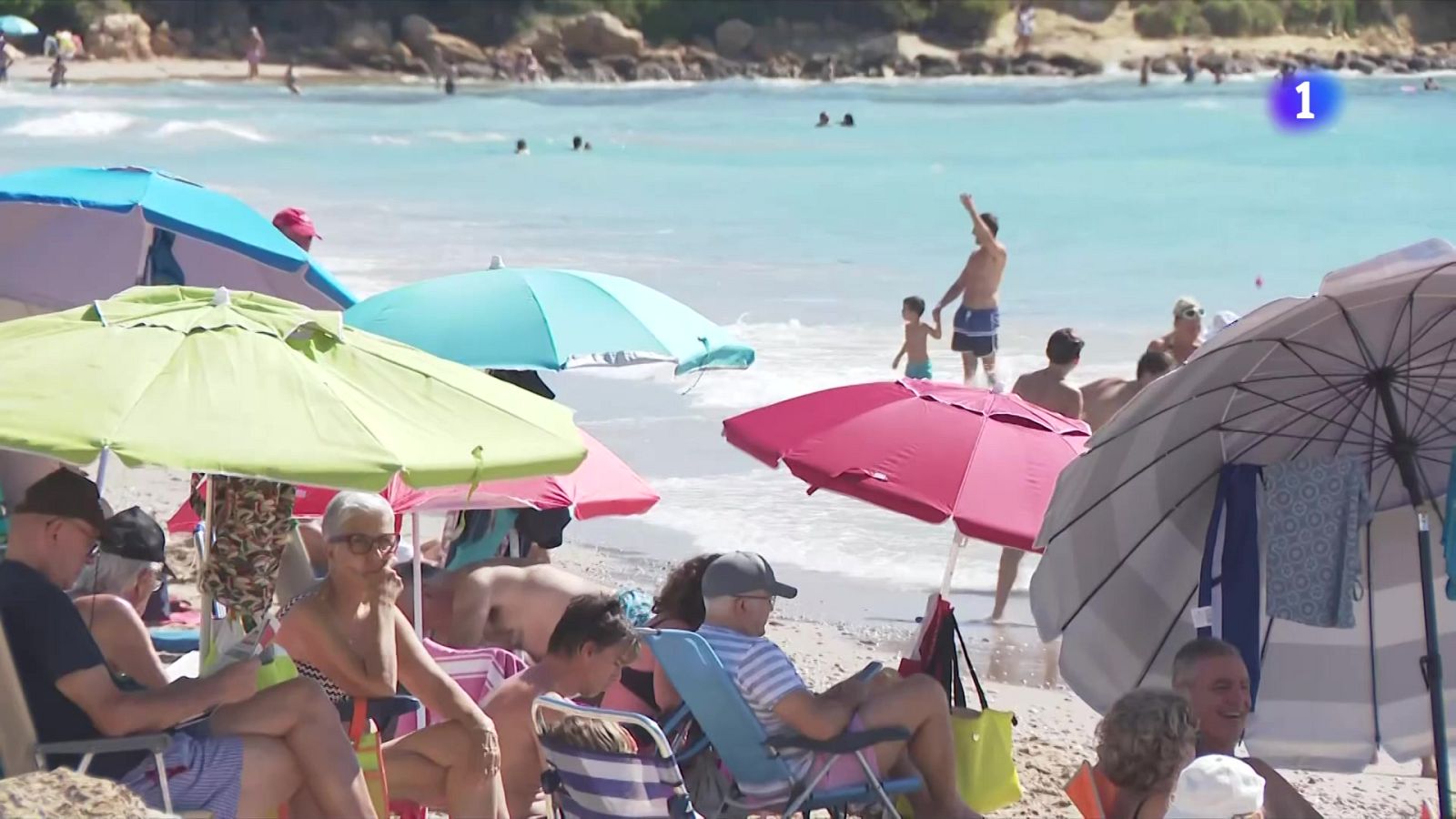 La Diada impulsa la Costa Daurada amb ocupació hotelera del 70% - L'Informatiu | Veure