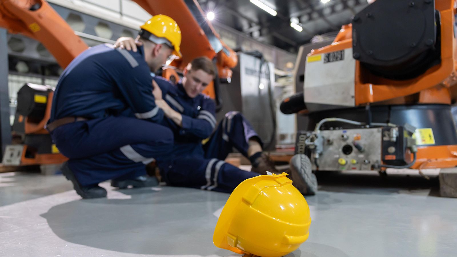 Más de 100 personas han perdido la vida en accidentes laborales - Telediario 1 | Ver