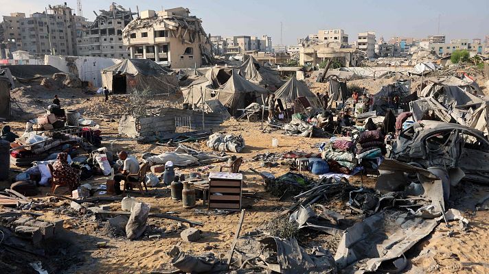 Telediario Fin de Semana - Los bombardeos continúan en la ciudad de Gaza mientras más de 250.000 personas han huido, según Israel