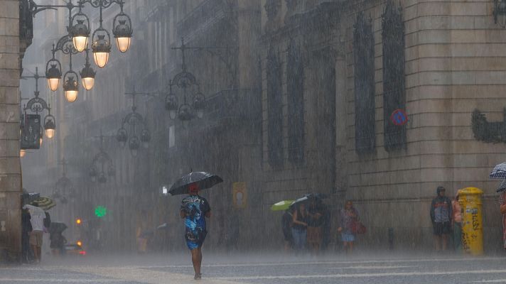Telediario Matinal - El paso de un frente atlántico dejará lluvias débiles en zonas del norte peninsular