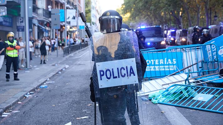 Informativo 24h - El sindicato policial JUPOL pide dimisiones tras los disturbios en la Vuelta: "Los agentes no recibieron órdenes claras"