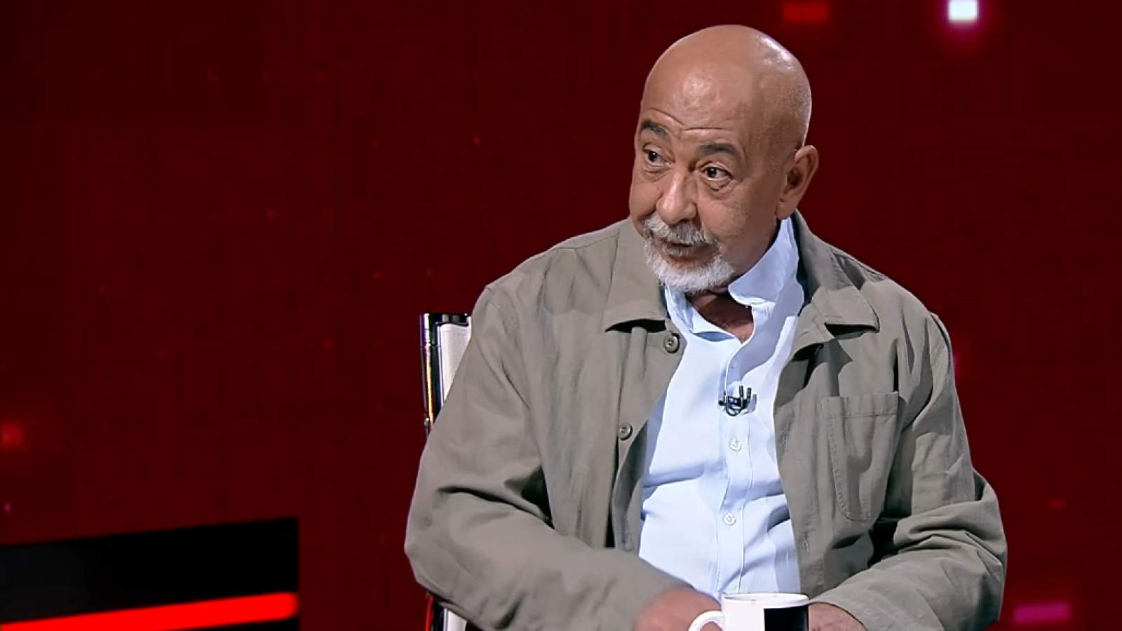 El escritor cubano Leonardo Padura presenta su última novela, 'Morir en la Arena' - La noche en 24h | Ver