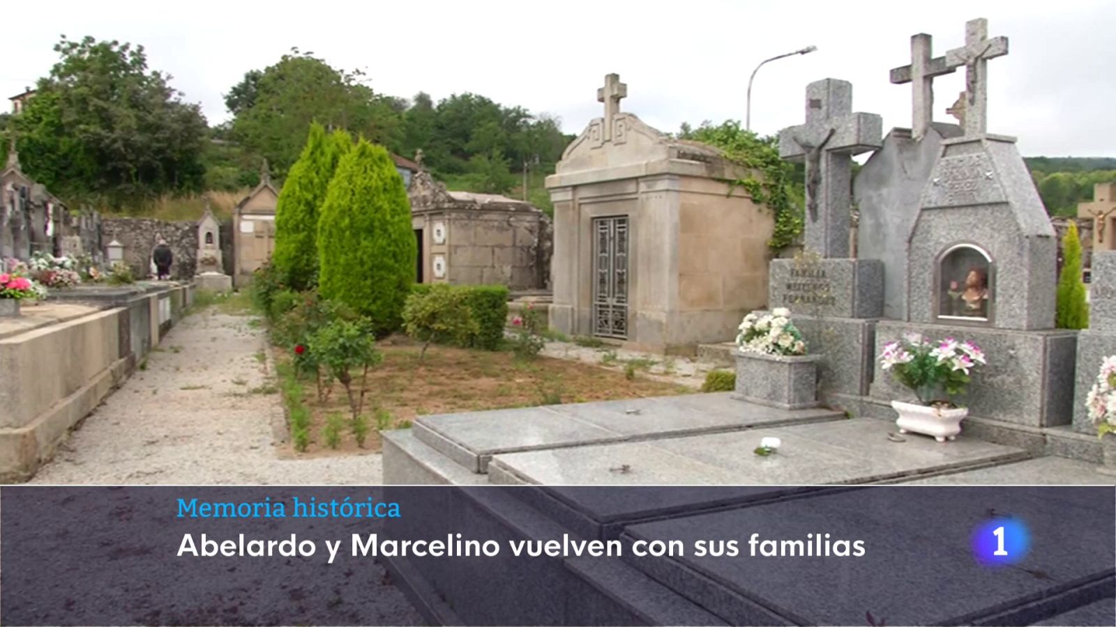 Entrega de restos en la fosa de San Breixo (Celanova, Ourense) | Ver ahora