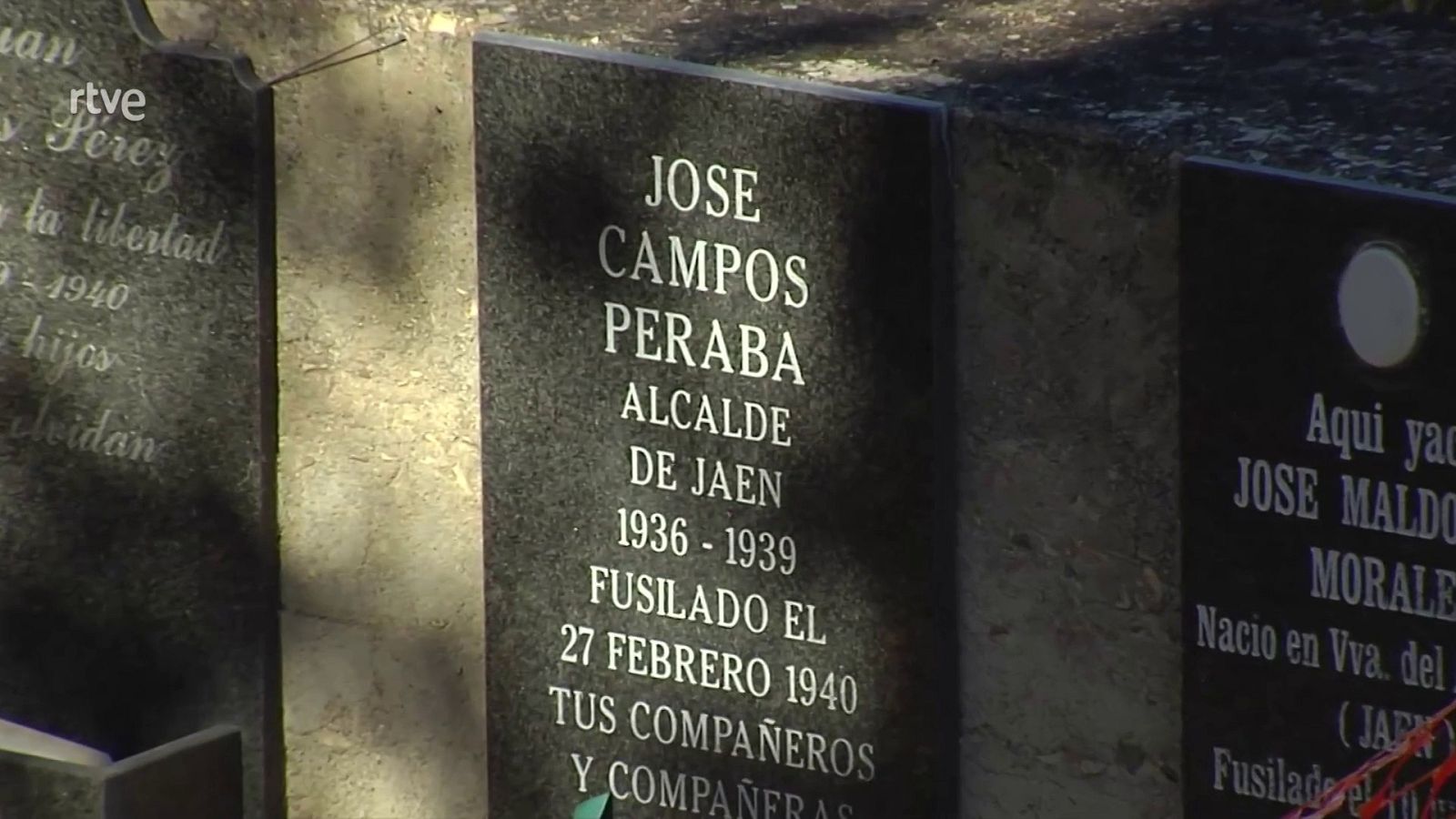 Exhumación de la fosa 702 del cementerio de San Eufrasio (Jaén) | Ver ahora