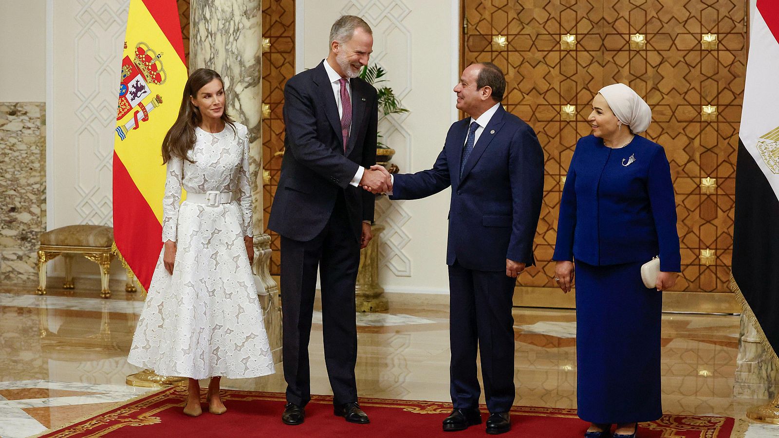 El rey denuncia desde Egipto el "brutal e inaceptable sufrimiento" de Gaza - Telediario 1 | Ver