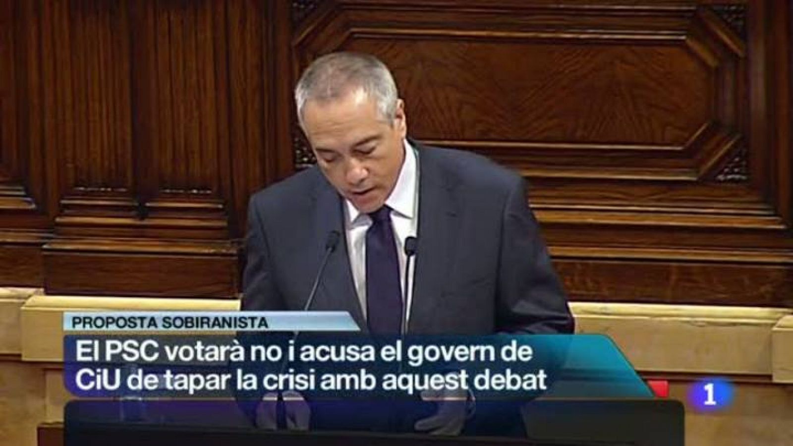 L'Informatiu: El PSC vota no a la proposta sobiranista i acusa el govern de CiU de tapar la crisi amb aquest debat | RTVE Play