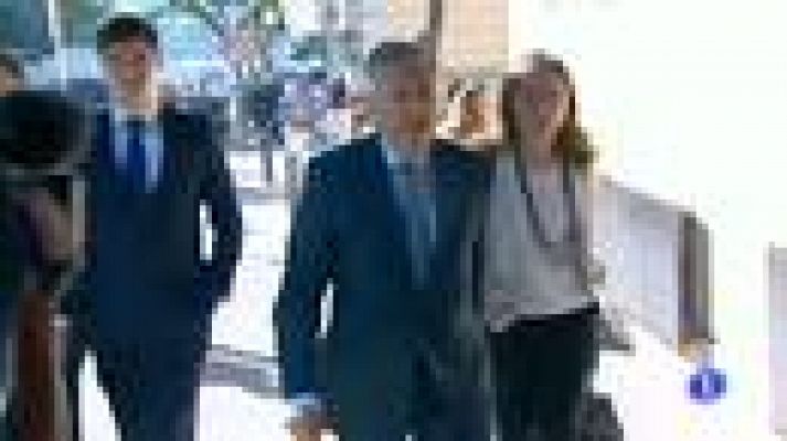 Telediario 1 - Dietas por más de 600.000 euros