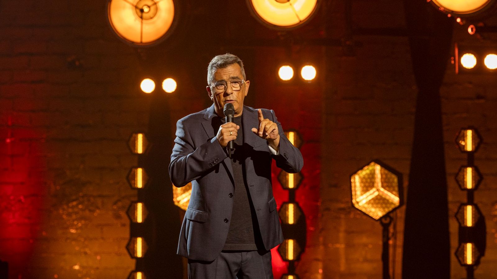 Lo de La Vuelta y no volver a Eurovisión - Futuro Imperfecto | Ver