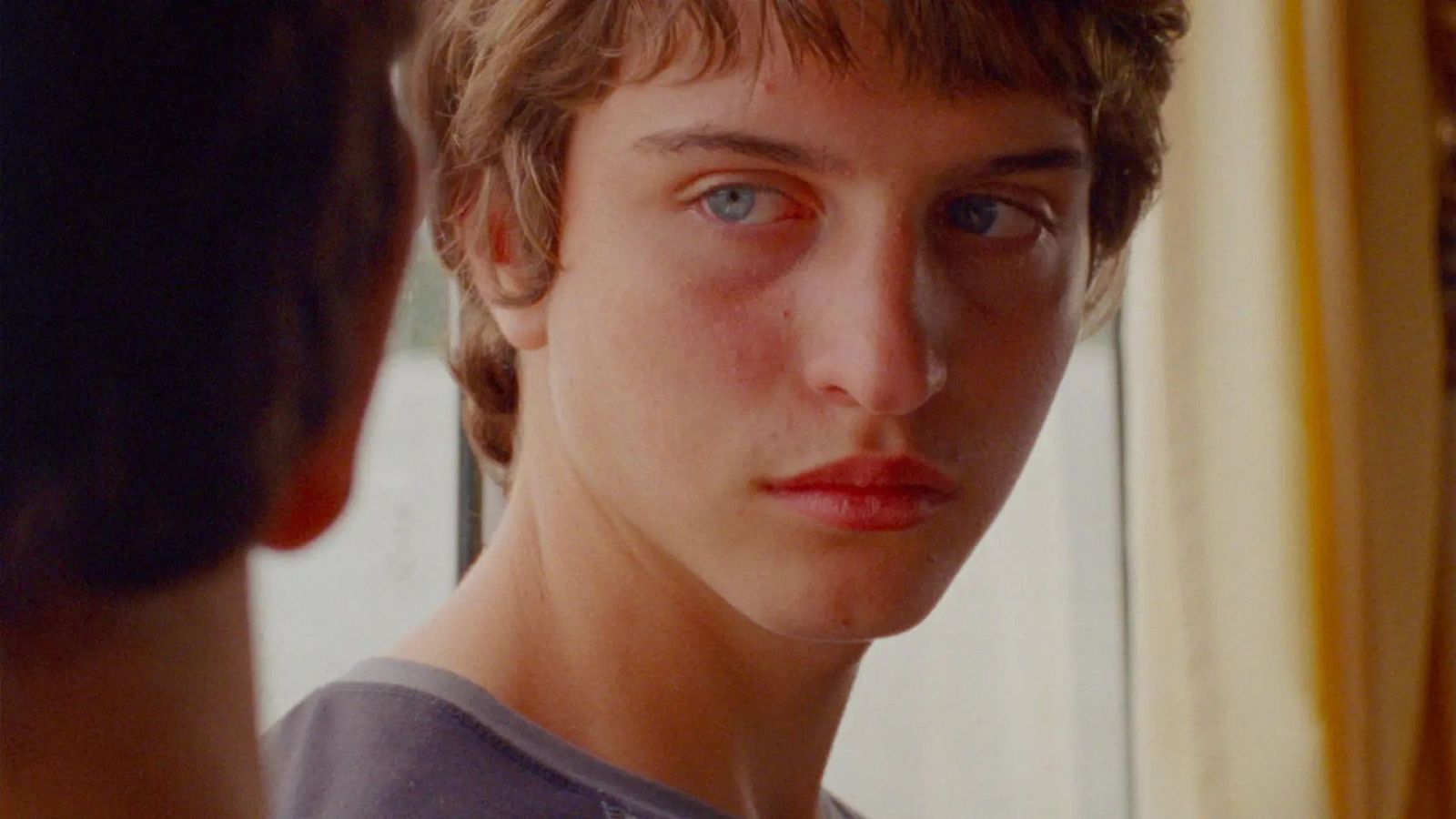 'Estrany riu (Extraño río)', tráiler - Somos cine | Ver