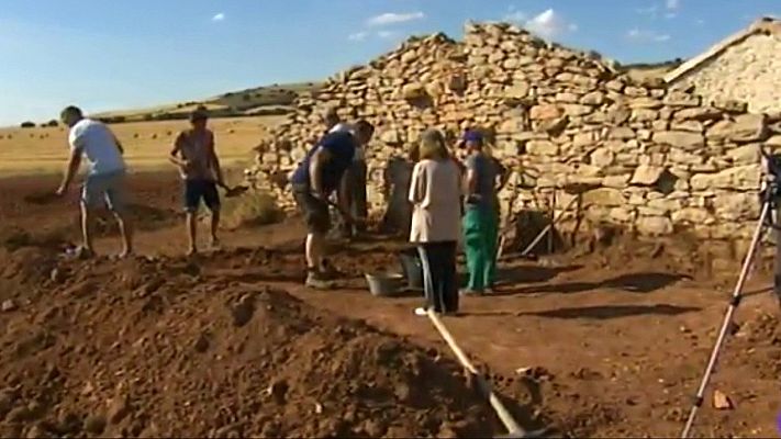 Noticias Aragón - Exhumación de la fosa común de Argente, en Teruel