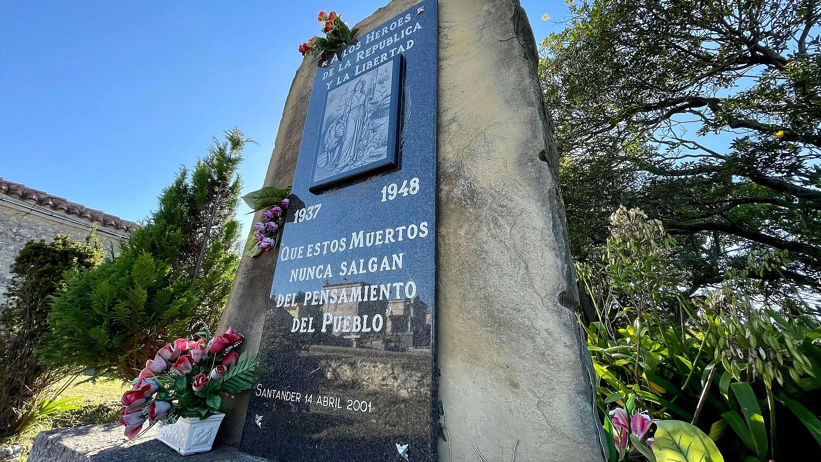 Fosa del cementerio de Ciriego (Cantabria) | Ver ahora