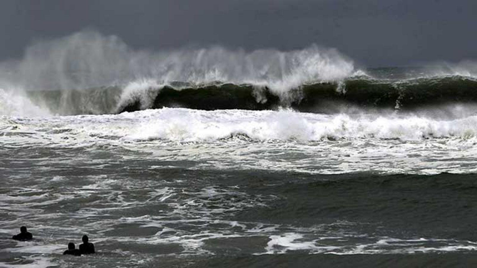 Cielo cubierto en el norte y nieve en cotas bajas del nordeste