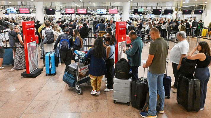 Telediario Fin de Semana - Un ciberataque afecta a los aeropuertos europeos de Londres, Berlín y Bruselas