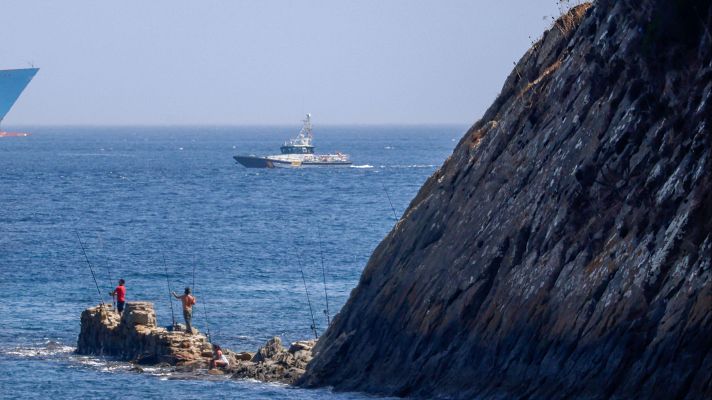  - Muere un tripulante de una narcolancha tras colisionar la embarcación contra otra de la Guardia Civil
