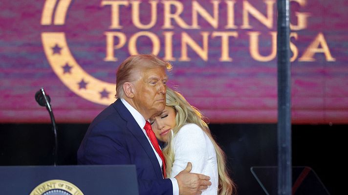 El mundo en 24 horas - Los republicanos dan su ultimo adiós a Charlie Kirk como un "mártir conservador" en un multitudinario homenaje