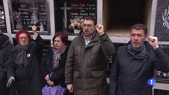 Panorama Regional - Homenaje a las víctimas de la fosa de Tiraña (Laviana, Asturias)