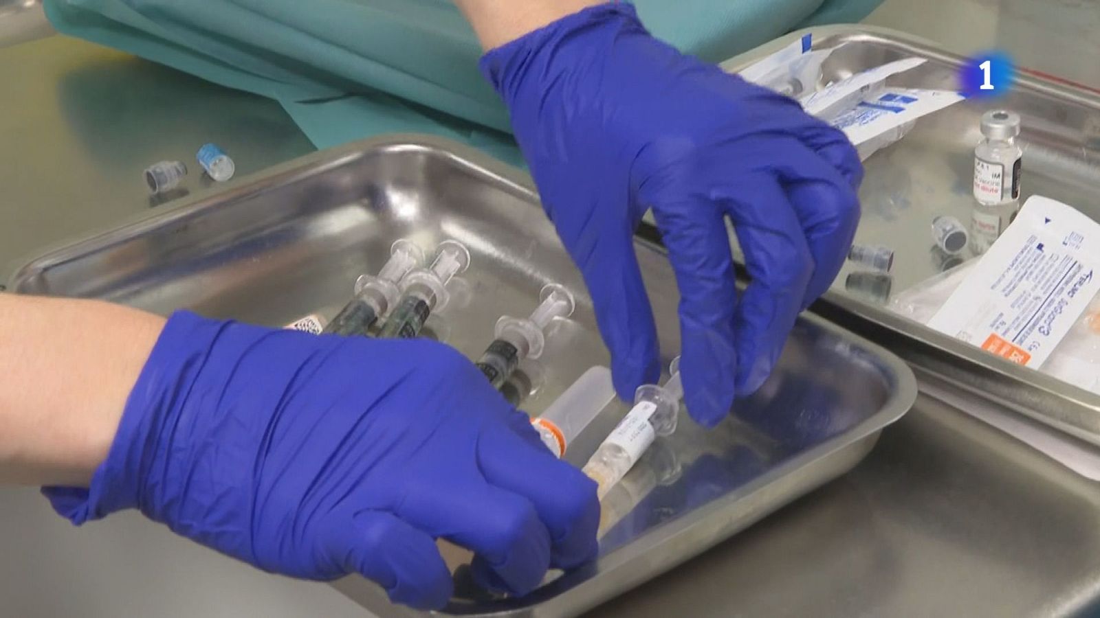 Salut activa la campanya de vacunació contra grip i COVID - L'Informatiu | Veure