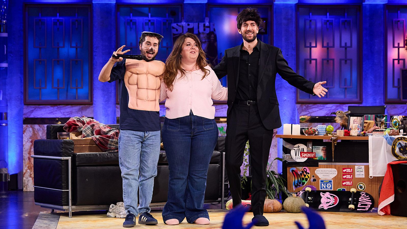 La Revuelta | Lalachus recibe el otoño con Crepúsculo - La Revuelta | Ver