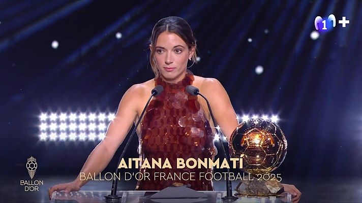 L'Informatiu - Aitana Bonmatí fa història: tercera Pilota d'Or consecutiva