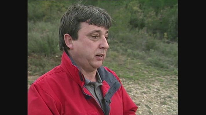 Fue noticia en el Archivo de RTVE - ARMH identifica ocho víctimas en la fosa de Can Maçana (Barcelona)