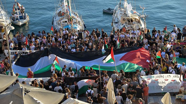 La hora de La 1 - Ada Colau, sobre los ataques a la flotilla: "Es un intento de asustarnos, no lo van a conseguir"