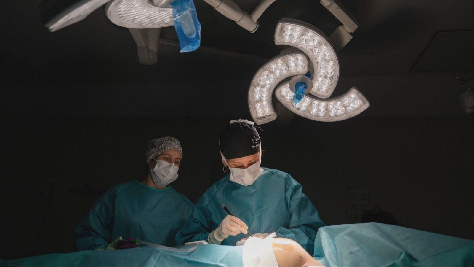 Objetivo igualdad - Programa 180: A golpe de bisturí | Ver