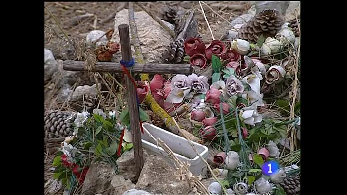 Telediario 1 - Exhumación en el paraje de la Casilla de los Camineros (Milagros, Burgos)