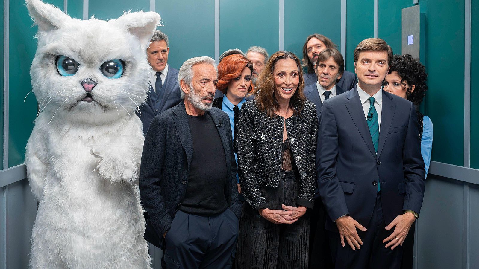 En el ascensor con María Barranco e Imanol Arias - VER AHORA | Ver