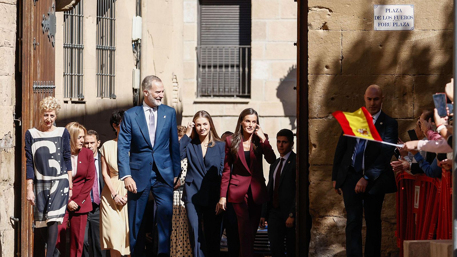 La princesa Leonor inicia este viernes su primera visita oficial a Navarra - Telediario 1 | Ver