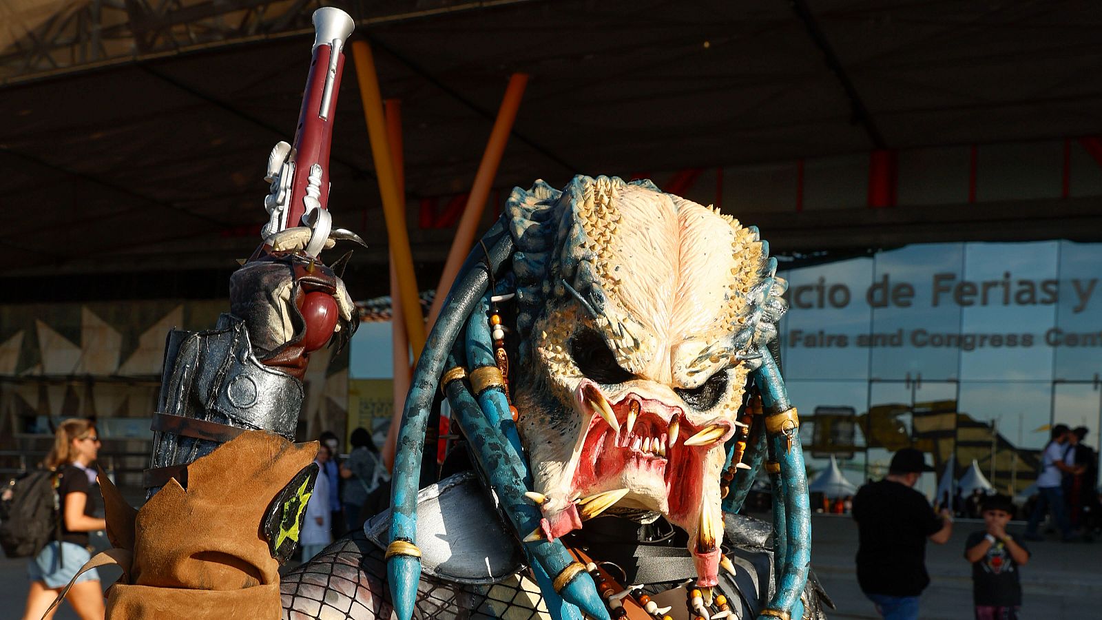 La Comic-Con de Málaga reúne cine, manga y cosplay | Ver