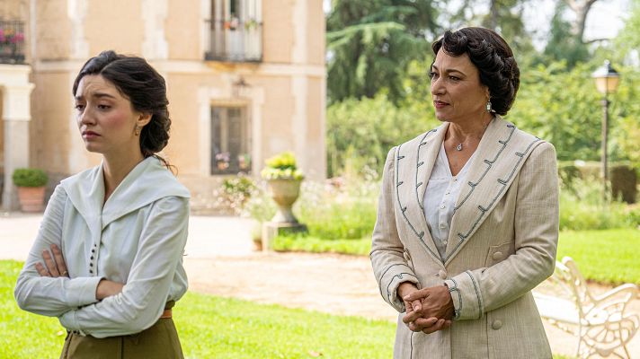 La promesa - La amenaza de Leocadia a Ángela si escapa con Curro