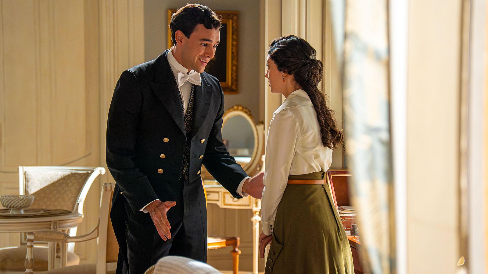 La Promesa - Curro prepara todo para la huida