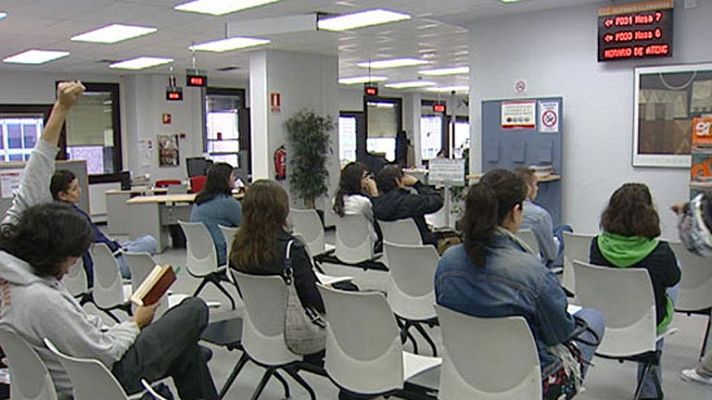 Telediario 1 - El Consejo de Ministros aprueba la prórroga del plan prepara