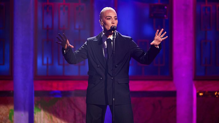 La Revuelta | Mónica Naranjo canta \"Por un like\" - La Revuelta | Ver