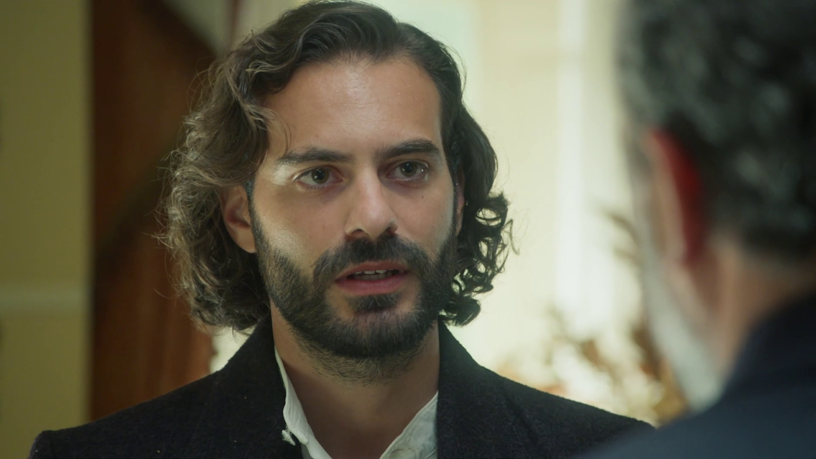 La Promesa - Adriano comunica al marqués que quiere marcharse - La promesa | Ver