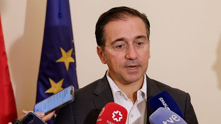 Albares dice que \"lo urgente\" es que \"se respeten la integridad y los derechos\" de los españoles \"retenidos\" por Israel - La hora de La 1 | Ver