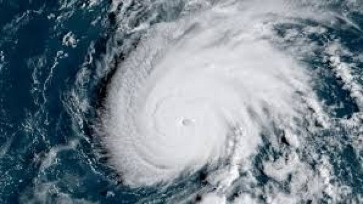 La aventura del Saber - José Miguel Viñas. Los huracanes