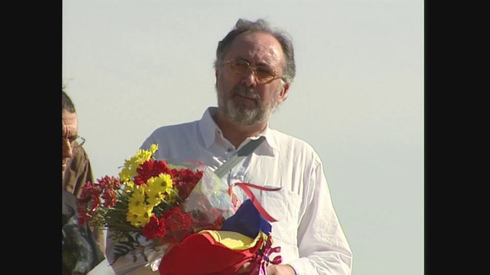 Homenaje en la fosa del patio 42 del cementerio de Toledo | Ver ahora