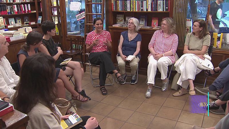 Clubes de lectura: casi un grupo de terapia | Ver