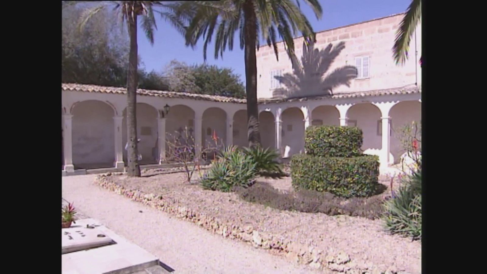 Información sobre la fosa de Sant Joan (Mallorca) antes de su apertura | Ver ahora