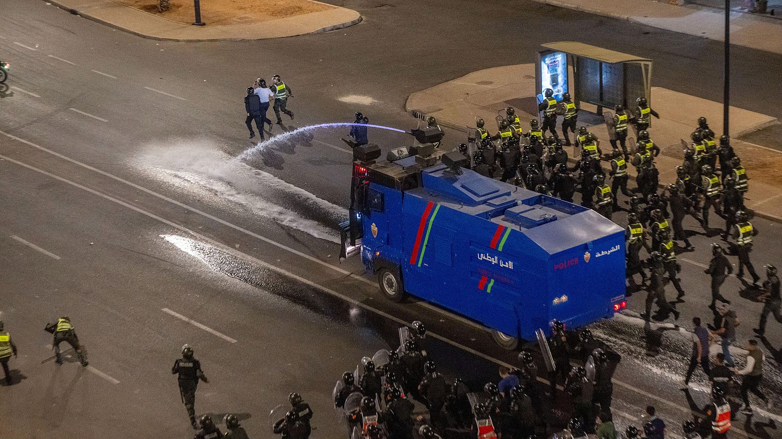 Asciende a tres el número de fallecidos en las protestas de Marruecos - Telediario 1 | Ver