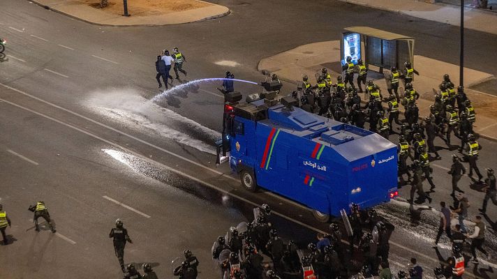 Telediario 1 - Asciende a tres el número de fallecidos en las protestas de Marruecos