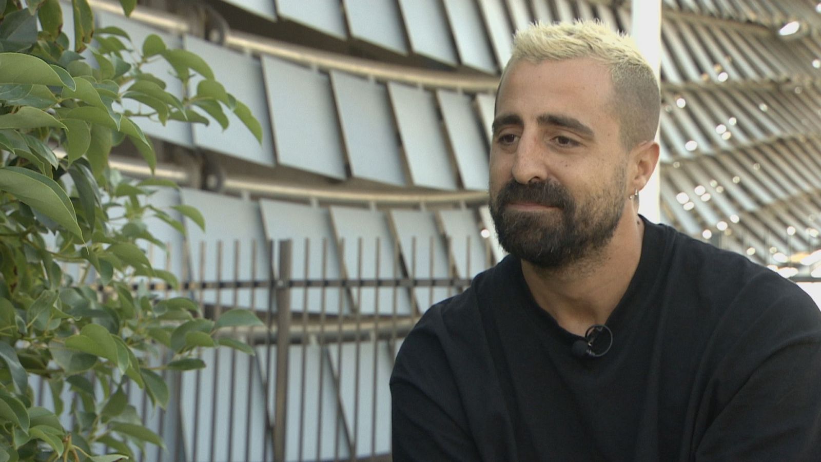 Àrtur Martínez, cantant de la Fúmiga, sobre el futur de la música en valencià | Ver