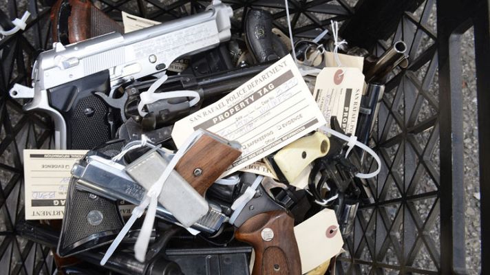 Telediario 1 - Ofensiva contra las armas de fuego