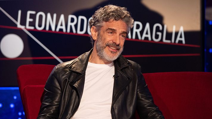 Atención obras - Entrevista a Leonardo Sbaraglia