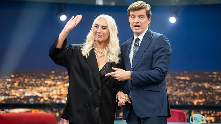 Late Xou con Marc Giró - Mónica Naranjo nos presenta su nuevo single 'Por un like'